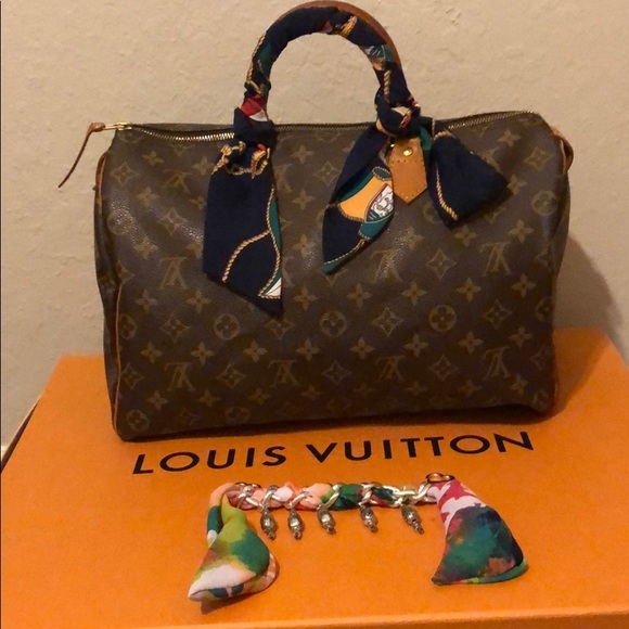 NOT AVAILABLE !!!Pre-owned LV... Add’l photos only - Picture 3 of 8